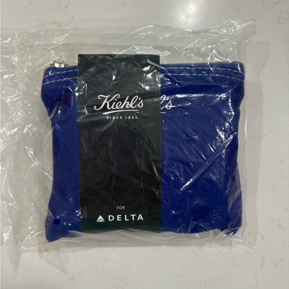 Kiehl's Deep Blue Amenities Bag
Never opened. Contents listed on
Rear of Bag